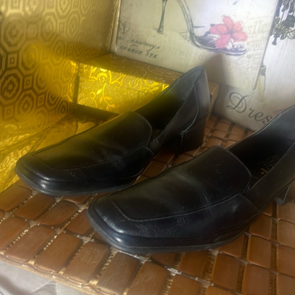Amalfi Black Leather Loafers Women’s